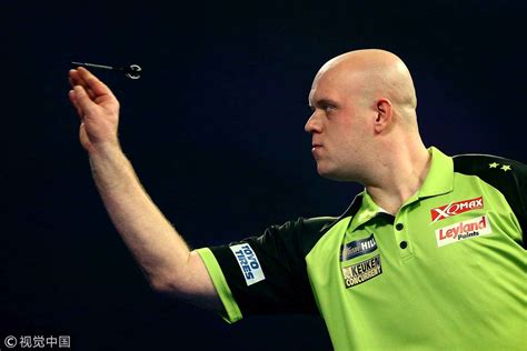 michael van gerwen darts.